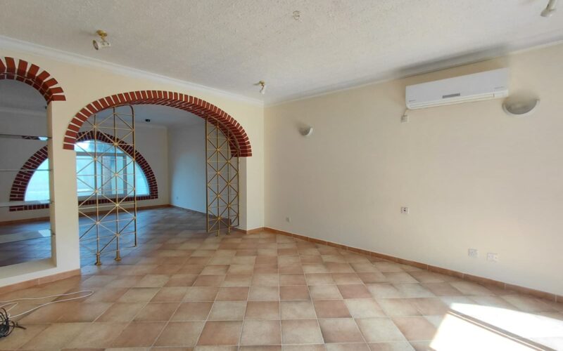 3BHK For Rent – Ras Abu Aboud · Brzh Real Estate