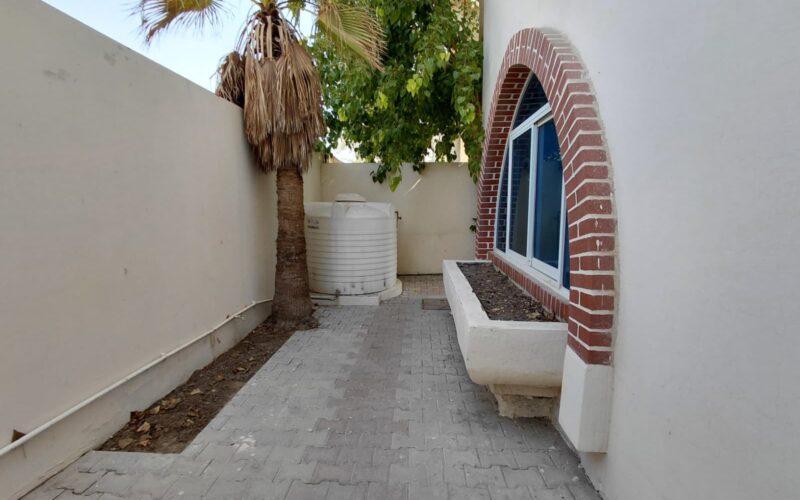 3BHK For Rent – Ras Abu Aboud · Brzh Real Estate
